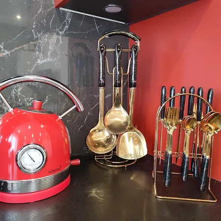 Your Hidden Charm Sleeps 2 With Wifi Le Kremlin-Bicêtre